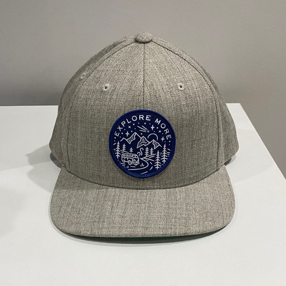 EUC Explore More Patch SnapBack Trucker Hat Camping Travel Exploring Mountains - Picture 1 of 5